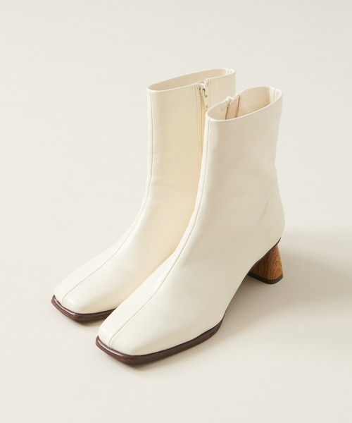 natural couture（ナチュラルクチュール）の「ウッドヒールデイリーブーツ（ブーツ・レディース・アイボリー/ブラック/ブラウン・MEDIUM/LARGE）」の12枚目の写真