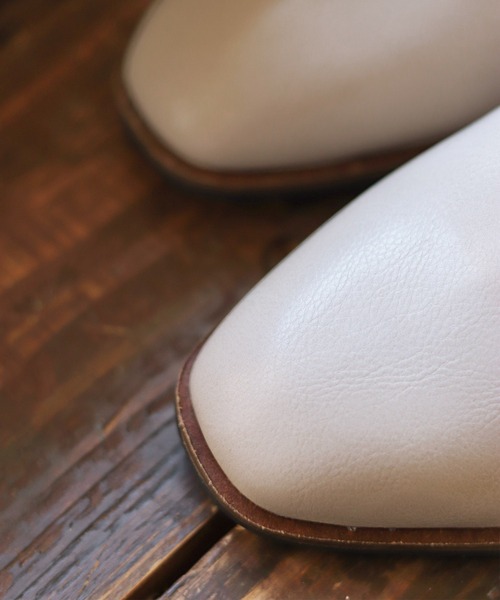 SESTO(セスト)の「ウッドヒールブーティ(ブーツ・レディース・ブラック/アイボリー/ブラウン・LL/3L/S/M/L)」の10枚目の写真