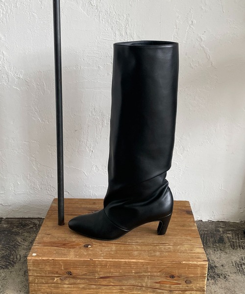 CAPRICIEUX LE'MAGE（カプリシューレマージュ）の「タックロングブーツ（ブーツ・レディース・ブラック・37/39）」の3枚目の写真