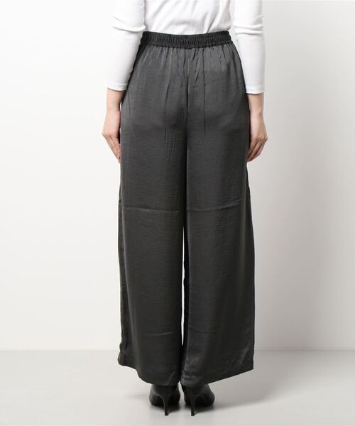 Alluge（アルージュ）の「ビンテージサテンイージーワイドパンツ（その他パンツ・レディース・ブラウン/ブラック・FREE）」の10枚目の写真