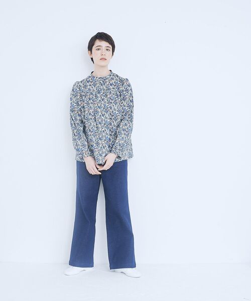 NIMES（ニーム）の「Liberty スタンドカラーブラウス（シャツ/ブラウス・レディース・ネイビー/ブルー/グリーン・F）」の5枚目の写真