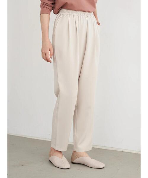 earth music&ecology(アースミュージックアンドエコロジー)の「スッキリリラックステーパードパンツ *(その他パンツ・レディース・ブラック/ピンク/グリーン/ホワイト系その他2・M/L)」の13枚目の写真