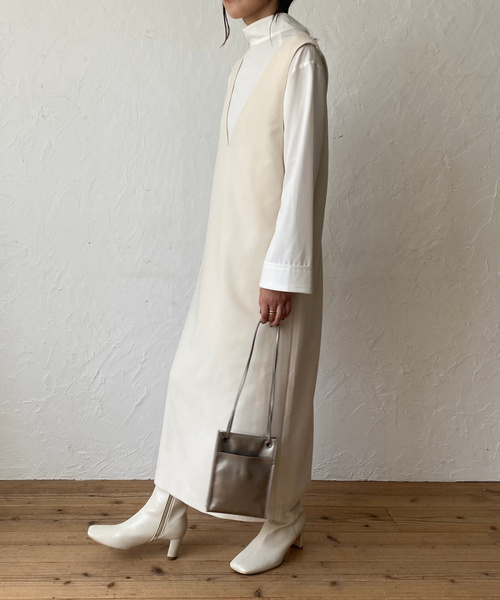 ReNorm（リノーム）の「ミニショルダーバッグ（ショルダーバッグ・レディース・グレイッシュベージュ/ブラック/ゴールド・フリー）」の9枚目の写真