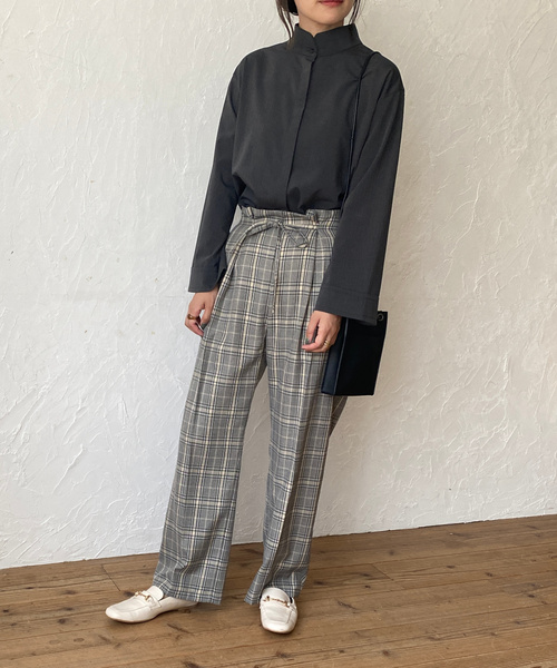 ReNorm（リノーム）の「ミニショルダーバッグ（ショルダーバッグ・レディース・グレイッシュベージュ/ブラック/ゴールド・フリー）」の10枚目の写真