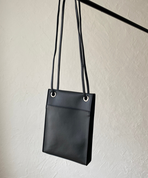 ReNorm（リノーム）の「ミニショルダーバッグ（ショルダーバッグ・レディース・グレイッシュベージュ/ブラック/ゴールド・フリー）」の13枚目の写真