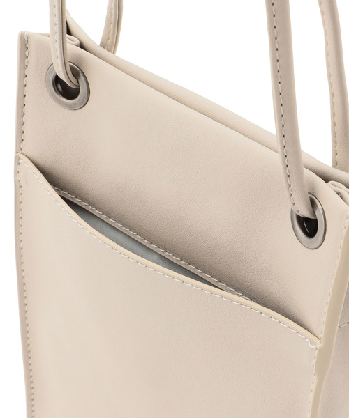 ReNorm（リノーム）の「ミニショルダーバッグ（ショルダーバッグ・レディース・グレイッシュベージュ/ブラック/ゴールド・フリー）」の22枚目の写真