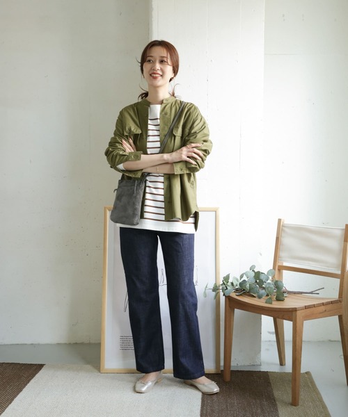 URBAN RESEARCH DOORS（アーバンリサーチドアーズ）の「コットンミリタリースタンドシャツ（シャツ/ブラウス・レディース・カーキ/ネイビー・ONE）」の9枚目の写真