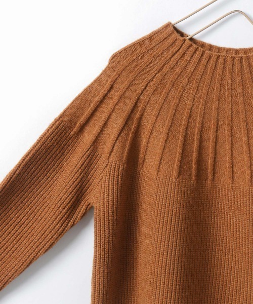 LOWRYS FARM（ローリーズファーム）の「ボタンツキボトルネックニット　218918（ニット/セーター・キッズ・ブラウン/カーキ/アイボリー・110cm/120cm/130cm）」の11枚目の写真