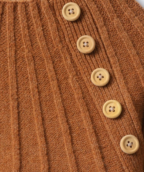 LOWRYS FARM（ローリーズファーム）の「ボタンツキボトルネックニット　218918（ニット/セーター・キッズ・ブラウン/カーキ/アイボリー・110cm/120cm/130cm）」の13枚目の写真