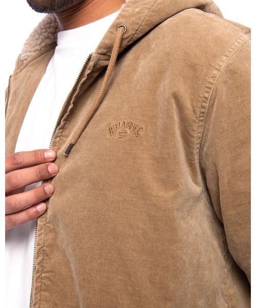 BILLABONG(ビラボン)の「BILLABONG メンズ 【WAVE WASHED】 INDIGO VELOUR JACKET ジャケット 【2021年秋冬モデル】/ビラボンベロアキルティングインナージャケット(ブルゾン・メンズ・ベージュ/インディゴブルー・MEDIUM/LARGE/X-LARGE)」の5枚目の写真