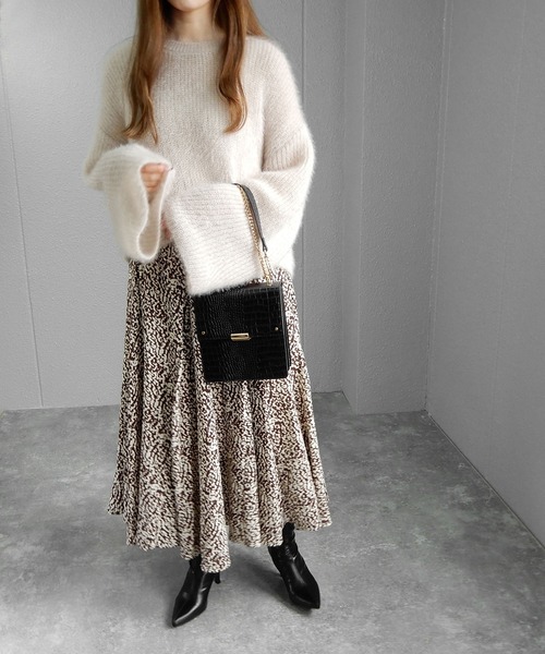 minia(ミニア)の「ポインテッドトゥフェイクレザーショートブーツ ◆(ブーツ・レディース・ブラック・S/M/L/LL)」の4枚目の写真