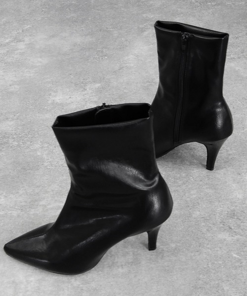 minia(ミニア)の「ポインテッドトゥフェイクレザーショートブーツ ◆(ブーツ・レディース・ブラック・S/M/L/LL)」の8枚目の写真