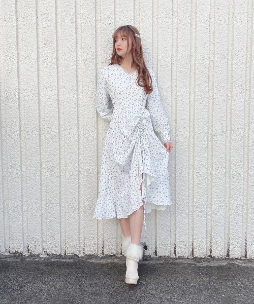 Swankiss(スワンキス)の「AU winter flower LO/P(ワンピース・レディース・ホワイト/ブラック/ベージュ・FREE)」の8枚目の写真