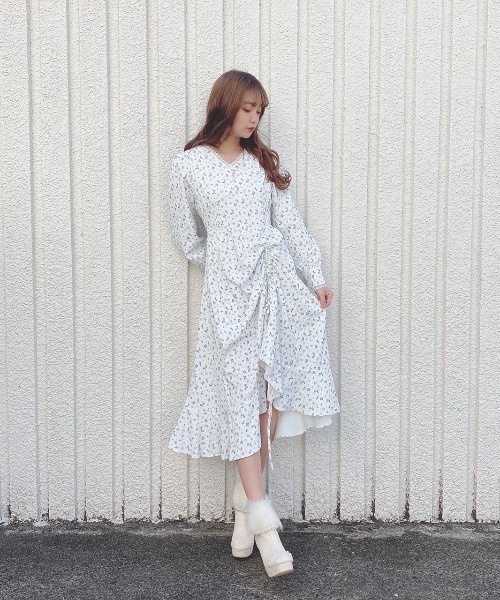 Swankiss(スワンキス)の「AU winter flower LO/P(ワンピース・レディース・ホワイト/ブラック/ベージュ・FREE)」の16枚目の写真
