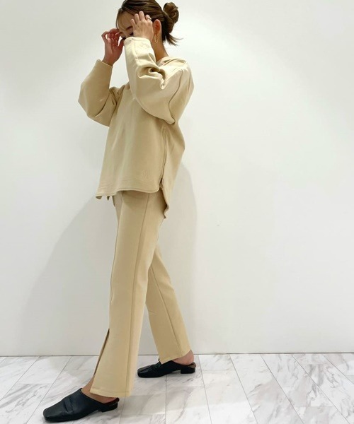 PUMA（プーマ）の「【PUMA for emmi】PANTS_emmi atelier（スウェットパンツ・レディース・ベージュ・MEDIUM/SMALL）」の15枚目の写真