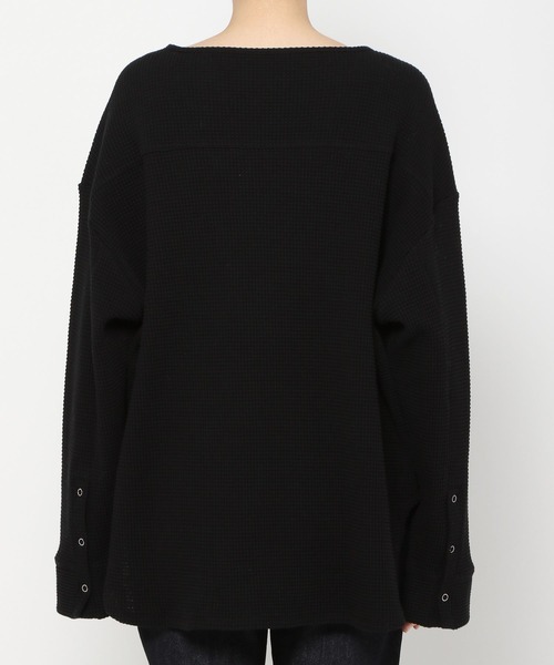 PAGEBOY（ページボーイ）の「ヘビーワッフルVネックプルオーバー（Tシャツ/カットソー・レディース・ブラック/オフホワイト/ブルー/グレイッシュベージュ・FREE）」の20枚目の写真