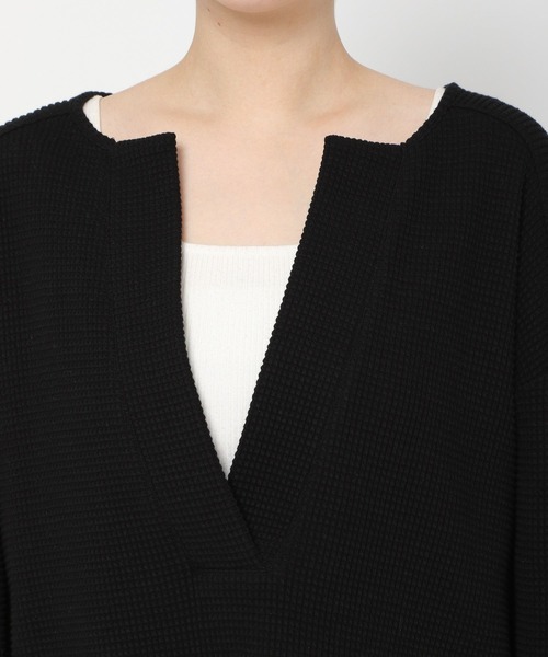 PAGEBOY（ページボーイ）の「ヘビーワッフルVネックプルオーバー（Tシャツ/カットソー・レディース・ブラック/オフホワイト/ブルー/グレイッシュベージュ・FREE）」の21枚目の写真