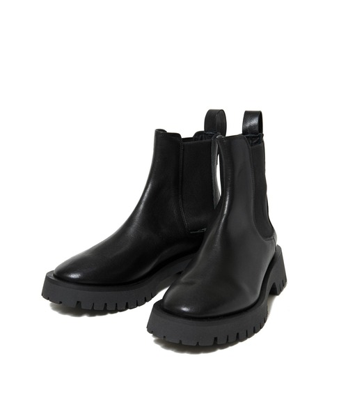 AMERICAN RAG CIE(アメリカンラグシー)の「GIULIA TADDEUCCI CHELSEA BOOTS GAVIA(ブーツ・レディース・ブラック・37)」の1枚目の写真