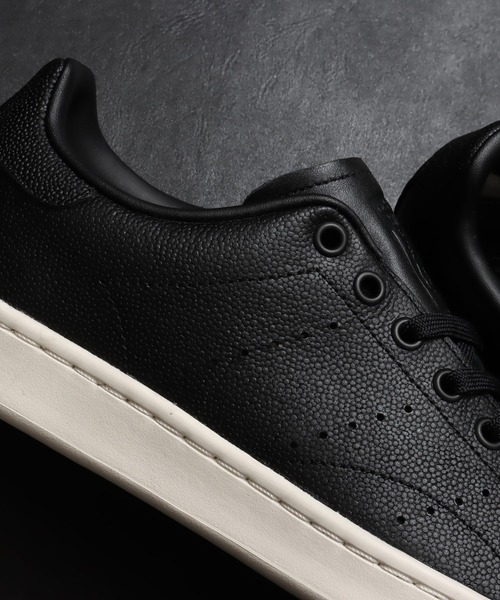 adidas(アディダス)の「adidas STAN SMITH H / アディダス スタンスミス(スニーカー・メンズ・ブラック・26.0cm/27.0cm/28.0cm/29.0cm/26.5cm/27.5cm/28.5cm/30.0cm/25.5cm)」の13枚目の写真