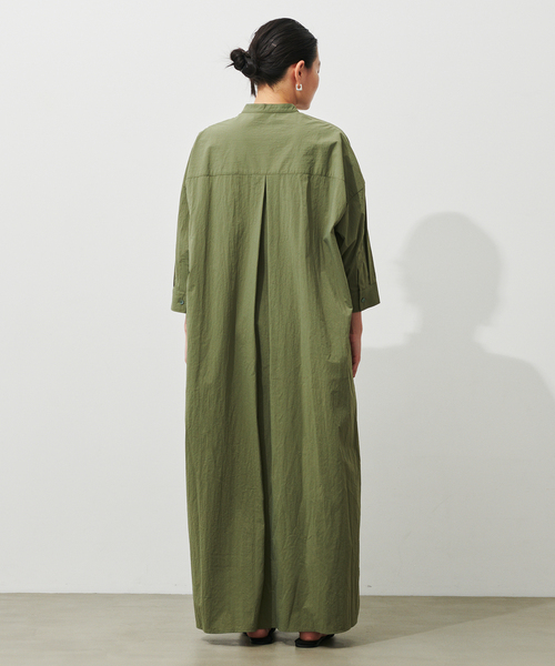 N.O.R.C by the line（ノークバイザライン）の「ナイロンストレッチバンドカラーワンピース（ワンピース・レディース・ブラック/ベージュ/カーキ/ブルー/ダークグレー・S/M/L）」の14枚目の写真