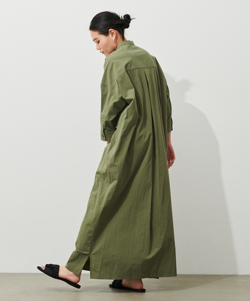 N.O.R.C by the line（ノークバイザライン）の「ナイロンストレッチバンドカラーワンピース（ワンピース・レディース・ブラック/ベージュ/カーキ/ブルー/ダークグレー・S/M/L）」の15枚目の写真