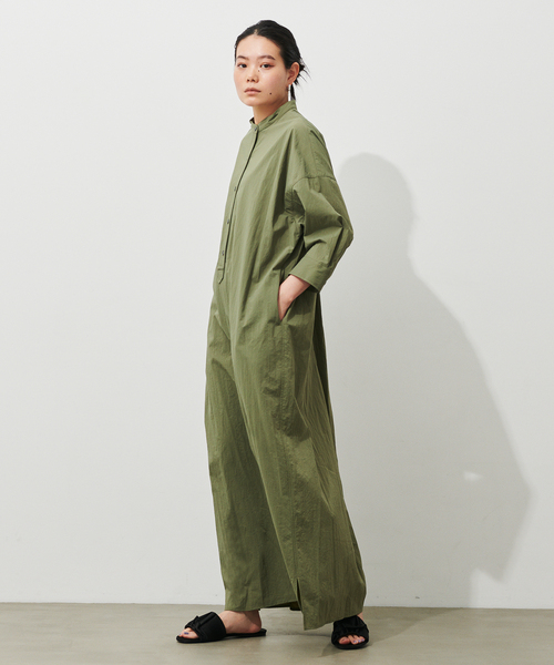 N.O.R.C by the line（ノークバイザライン）の「ナイロンストレッチバンドカラーワンピース（ワンピース・レディース・ブラック/ベージュ/カーキ/ブルー/ダークグレー・S/M/L）」の4枚目の写真