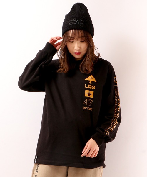 LRG(エルアールジー)の「LRG プリントロゴ ロングスリーブTシャツ(Tシャツ/カットソー・メンズ・ブラック/パープル/マルチ/ブラック系その他/ブラック系その他2/シルバー/グリーン系その他・L/XL/M/2XL)」の2枚目の写真