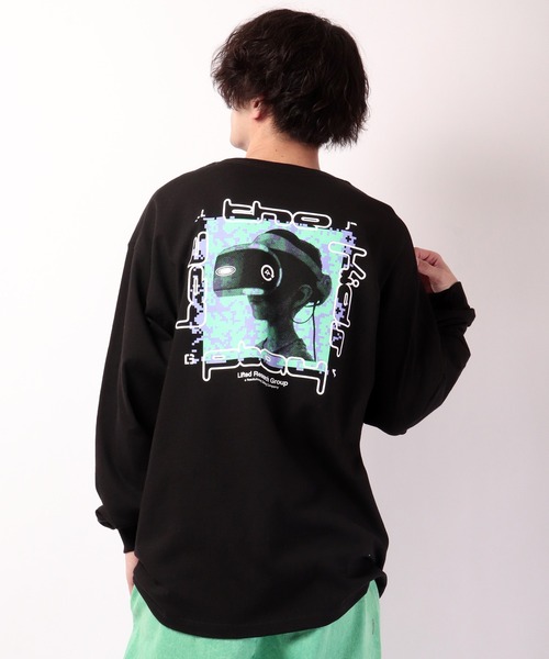LRG(エルアールジー)の「LRG プリントロゴ ロングスリーブTシャツ(Tシャツ/カットソー・メンズ・ブラック/パープル/マルチ/ブラック系その他/ブラック系その他2/シルバー/グリーン系その他・L/XL/M/2XL)」の3枚目の写真