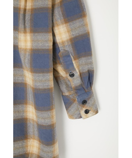 MOUSSY（マウジー）の「HEAVY FLANNEL OVER シャツ（シャツ/ブラウス・レディース・ホワイト/ネイビー/ベージュ・FREE）」の9枚目の写真