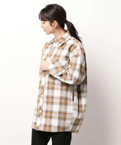 MOUSSY（マウジー）の「HEAVY FLANNEL OVER シャツ（シャツ/ブラウス・レディース・ホワイト/ネイビー/ベージュ・FREE）」の15枚目の写真