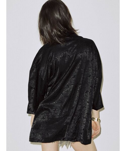 jouetie(ジュエティ)の「ローズジャガードチャイナシャツ(シャツ/ブラウス・レディース・ブラック/ネイビー/オレンジ/アイボリー・MEDIUM)」の11枚目の写真