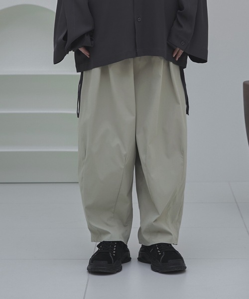 shiki tokyo（シキトウキョウ）の「loose tapered military snow pants / ルーズテイパードミリタリースノーパンツ（その他パンツ・メンズ・オフホワイト/チャコールグレー/ミント・MEDIUM/SMALL/LARGE）」の10枚目の写真