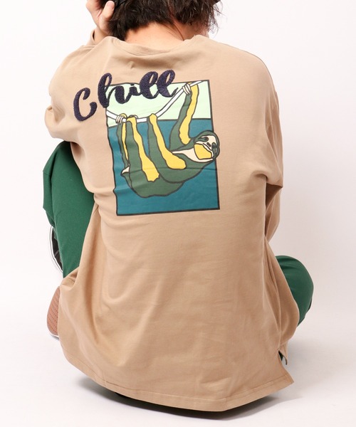 ATELANE(アテレーン)の「バックプリント刺繍ロングスリーブTシャツ(Tシャツ/カットソー・メンズ・ホワイト/ホワイト系その他/ブルー系その他/ブルー/ベージュ/ベージュ系その他・M/L)」の5枚目の写真