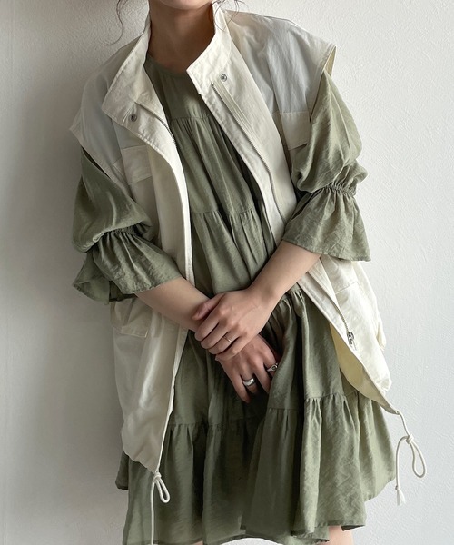 w closet(ダブルクローゼット)の「ラウンドネックティアードチュニック(シャツ/ブラウス・レディース・ブラック/オフホワイト/ミント・FREE)」の17枚目の写真