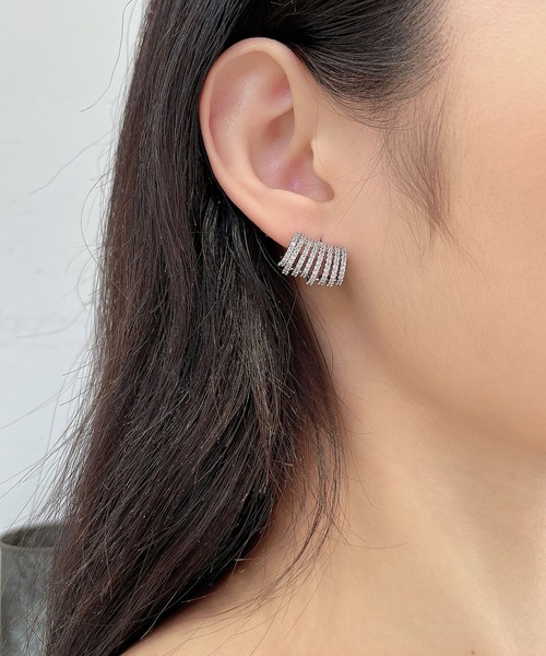 LA VORAGINE（ラ ヴォラジネ）の「ポスト：925シルバー ピアス（ピアス（片耳用）・レディース・シルバー/ゴールド・FREE）」の2枚目の写真