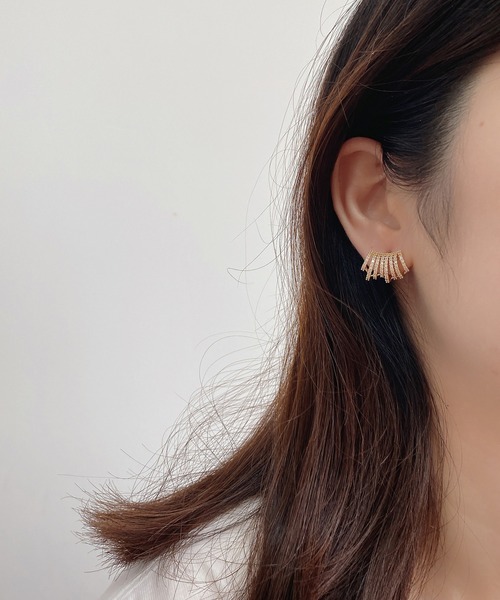 LA VORAGINE（ラ ヴォラジネ）の「ポスト：925シルバー ピアス（ピアス（片耳用）・レディース・シルバー/ゴールド・FREE）」の9枚目の写真