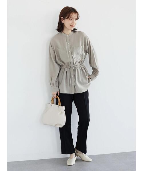 ELENCARE DUE（エレンカーレデュエ）の「・ELENCARE DUE シアードロストシャツチュニック（シャツ/ブラウス・レディース・ベージュ/アイボリー/グリーン系その他3/ブラック・FREE）」の5枚目の写真