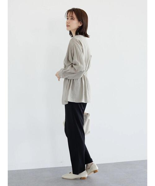 ELENCARE DUE（エレンカーレデュエ）の「・ELENCARE DUE シアードロストシャツチュニック（シャツ/ブラウス・レディース・ベージュ/アイボリー/グリーン系その他3/ブラック・FREE）」の7枚目の写真