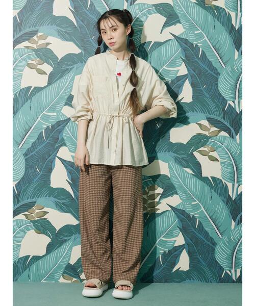 ELENCARE DUE（エレンカーレデュエ）の「・ELENCARE DUE シアードロストシャツチュニック（シャツ/ブラウス・レディース・ベージュ/アイボリー/グリーン系その他3/ブラック・FREE）」の17枚目の写真