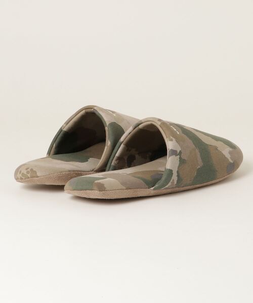 Carhartt WIP(カーハートダブリューアイピー)の「SCRIPT EMBROIDERY SLIPPERS(サンダル・メンズ・カーキ/カモフラージュ・MEDIUM/LARGE)」の4枚目の写真