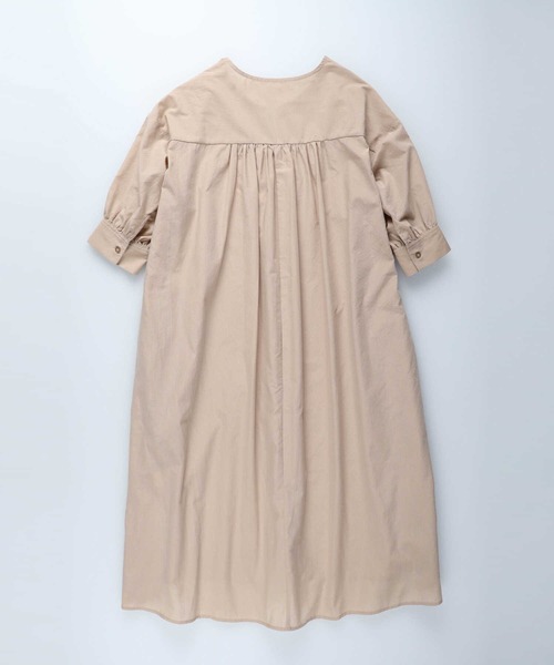 HONEYSUCKLE ROSE（ハニーサックルローズ）の「【HONEYSUCKLE ROSE】カフタンワンピース（シャツワンピース・レディース・ブルー/ベージュ・M/L）」の12枚目の写真