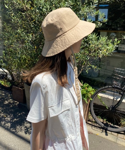 one after another NICE CLAUP（ワンアフターアナザーナイスクラップ）の「【2022AWアイテム】ひも付バケットハット（ハット・レディース・ブラック/ベージュ・FREE）」の8枚目の写真