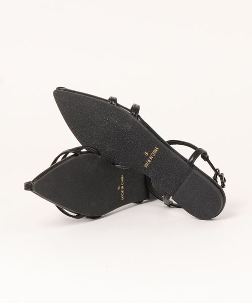 KOBE LETTUCE（コウベレタス）の「Tラインストラップサンダル（サンダル・レディース・ホワイト/シルバー/ブラック/ブラウン・S/L/LL/M）」の6枚目の写真