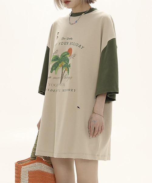 MASONPRINCE(メイソンプリンス)の「バイカラー トロピカルプリント Tシャツ TX22618【DO NOT TAG】(Tシャツ/カットソー・レディース・ブラック/グリーン/オレンジ・S/M/L)」の1枚目の写真