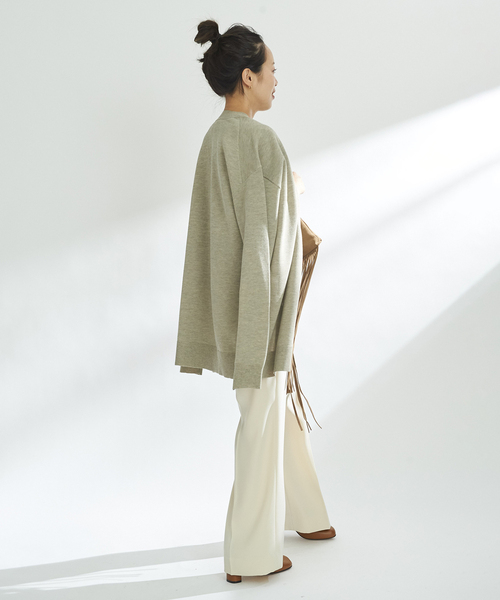 plage（プラージュ）の「sweat ニットカーディガン（カーディガン/ボレロ・レディース・ベージュ/ホワイト・FREE）」の16枚目の写真