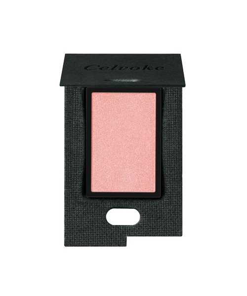 Celvoke（セルヴォーク）の「Celvoke / ヴァティック アイズ 03～20（アイシャドウ・レディース・１１ アプリコット/１４ スモーキーピスタチオ/１３ テキサスベージュ/０６ ブレイジングピンク/０５ フォクシーファー/１２ カシミヤ/１０ フォギーライラック/０９ ダスティピンク/０４ ネイチャーゴールド/０７ ドライローズ/０８ コーラルピンク/２０ ストラータ/１８ アーモンドクラッシュ/０１ スパークルベージュ/０３ フロスティピンク/０２ ブルーモルフォ・FREE）」の13枚目の写真