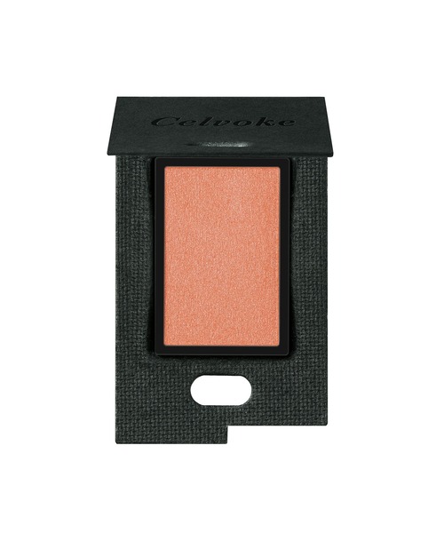 Celvoke（セルヴォーク）の「Celvoke / ヴァティック アイズ 03～20（アイシャドウ・レディース・１１ アプリコット/１４ スモーキーピスタチオ/１３ テキサスベージュ/０６ ブレイジングピンク/０５ フォクシーファー/１２ カシミヤ/１０ フォギーライラック/０９ ダスティピンク/０４ ネイチャーゴールド/０７ ドライローズ/０８ コーラルピンク/２０ ストラータ/１８ アーモンドクラッシュ/０１ スパークルベージュ/０３ フロスティピンク/０２ ブルーモルフォ・FREE）」の15枚目の写真