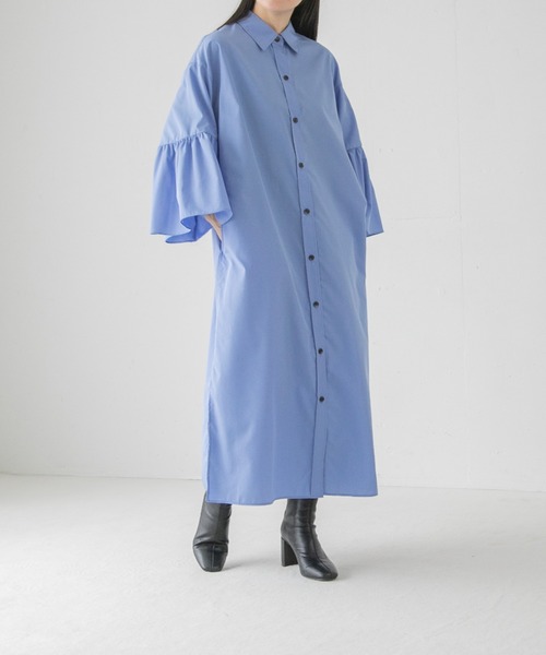 yuw(ユウ)の「フレアスリーブシャツワンピース 157373(ワンピース・レディース・ブラック/ブルー・FREE)」の1枚目の写真