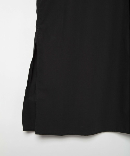 yuw(ユウ)の「フレアスリーブシャツワンピース 157373(ワンピース・レディース・ブラック/ブルー・FREE)」の6枚目の写真
