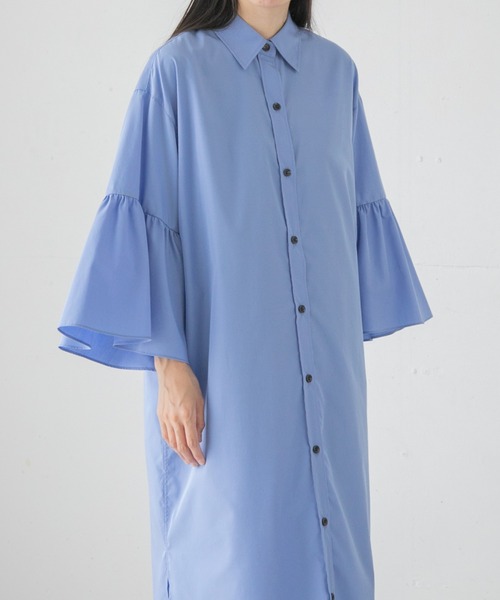 yuw(ユウ)の「フレアスリーブシャツワンピース 157373(ワンピース・レディース・ブラック/ブルー・FREE)」の14枚目の写真